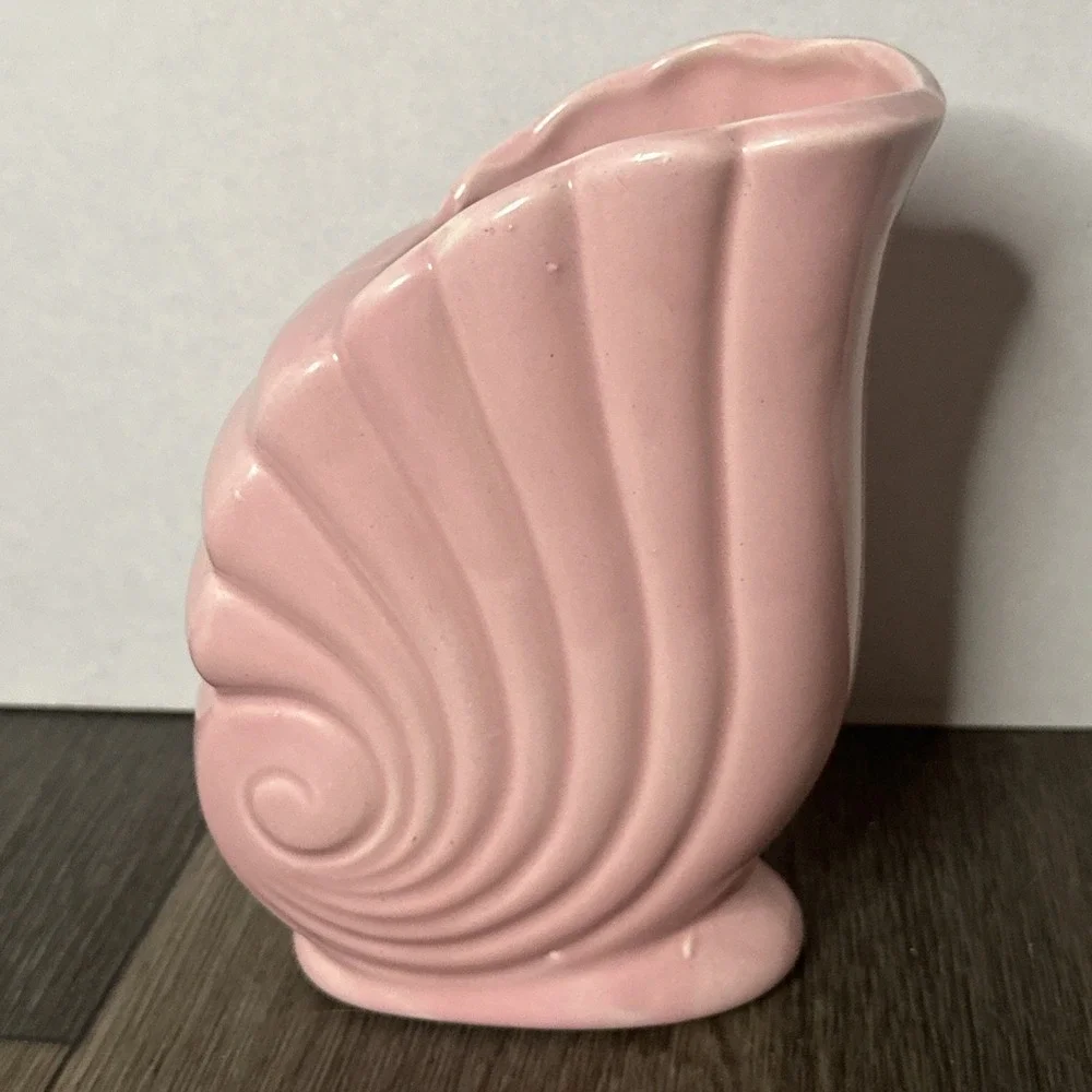 Vtg Pottery Vase Planter Pink Cornucopia Nautilus Shell MCM Art Deco USA